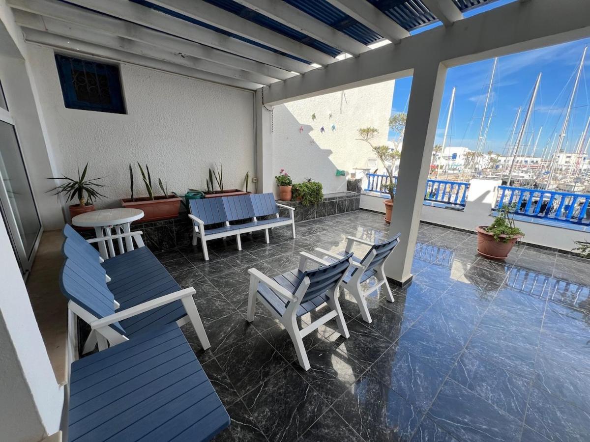 Duplex Avec Terrasse Sur La Marina Apartment