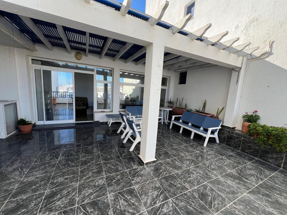 Duplex Avec Terrasse Sur La Marina Apartment Monastir