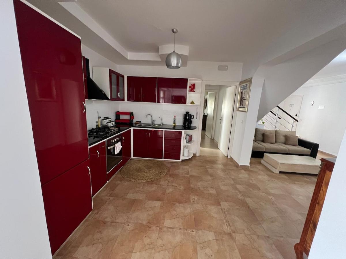 Duplex Avec Terrasse Sur La Marina Apartment *