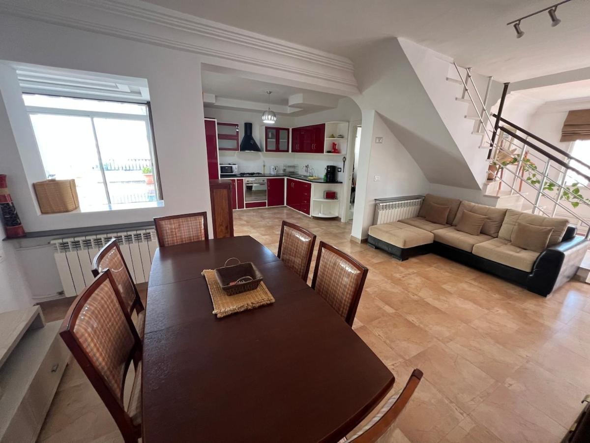 Apartment Duplex Avec Terrasse Sur La Marina